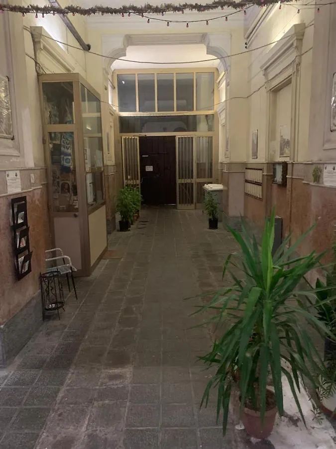 B&B Richard Naples
